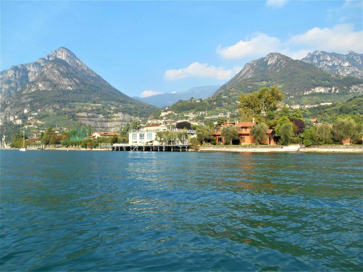 Direttamente Al Lago Apartments มาโรเน ภายนอก รูปภาพ